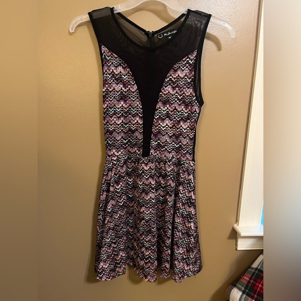 For Love & Lemons Lulu Mesh Zig Zag Mini Dress Size Medium - Picture 2 of 11